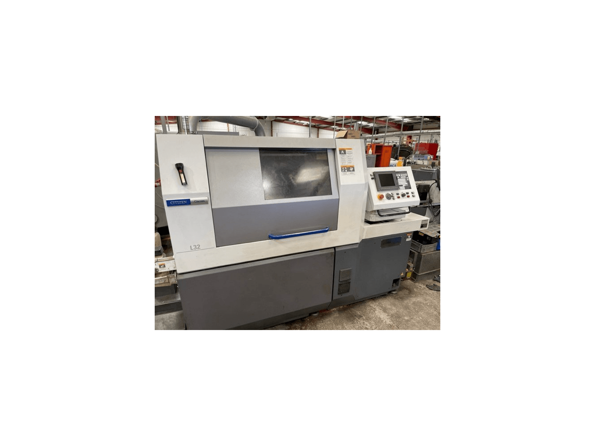 Koneen Citizen L32-1M8 etunäkymä