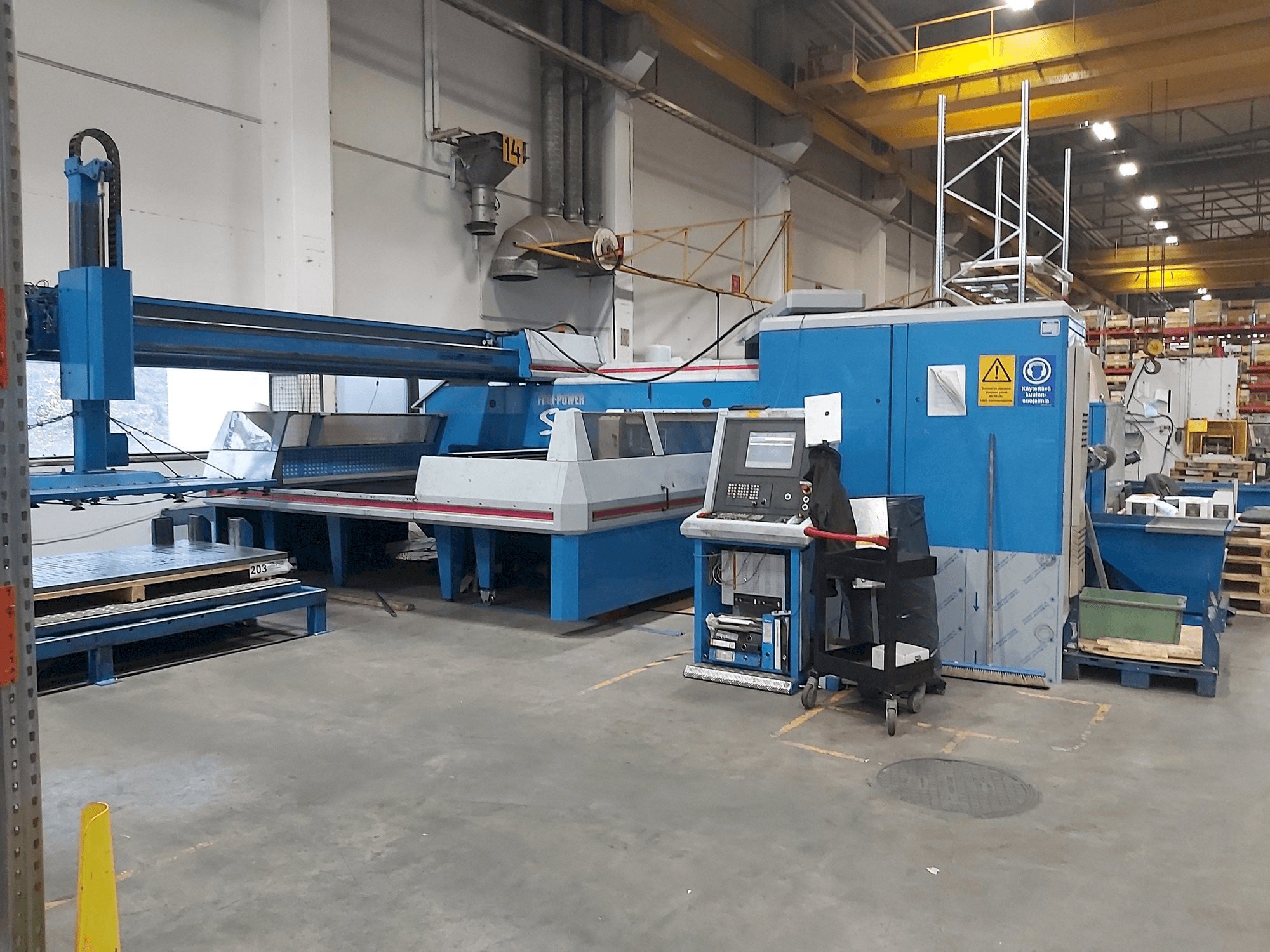 Koneen Finn-Power SG6 etunäkymä