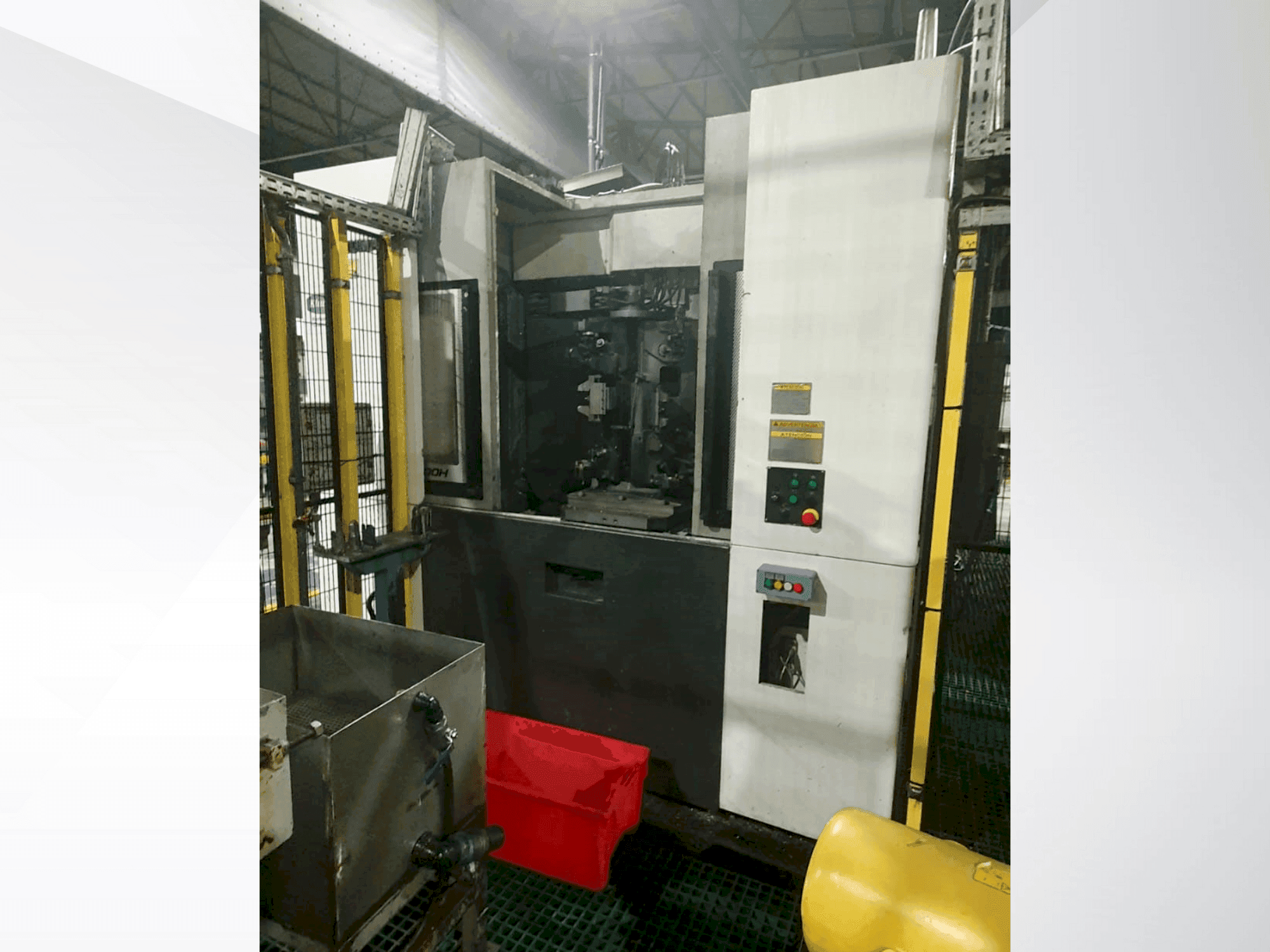 Koneen Okuma MB-5000H etunäkymä