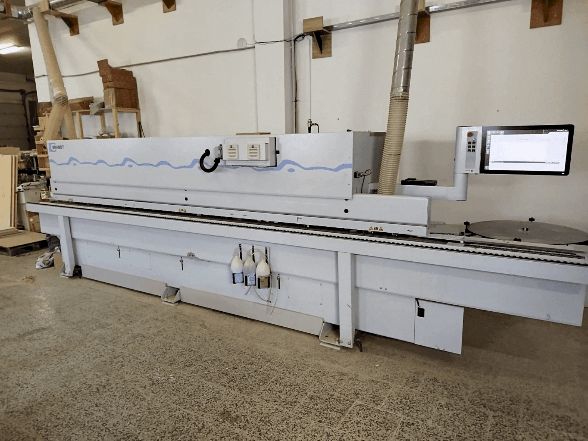 Koneen BRANDT KDF 650 Highflex 1650 etunäkymä