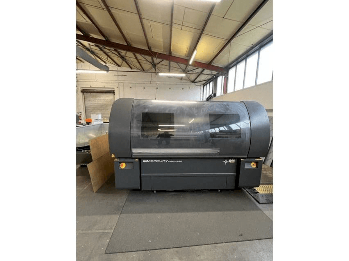 Koneen SEI Laser Mercury 1560 etunäkymä