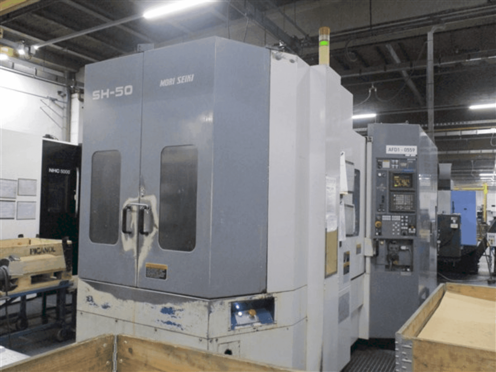 Koneen MORI SEIKI SH-50 etunäkymä
