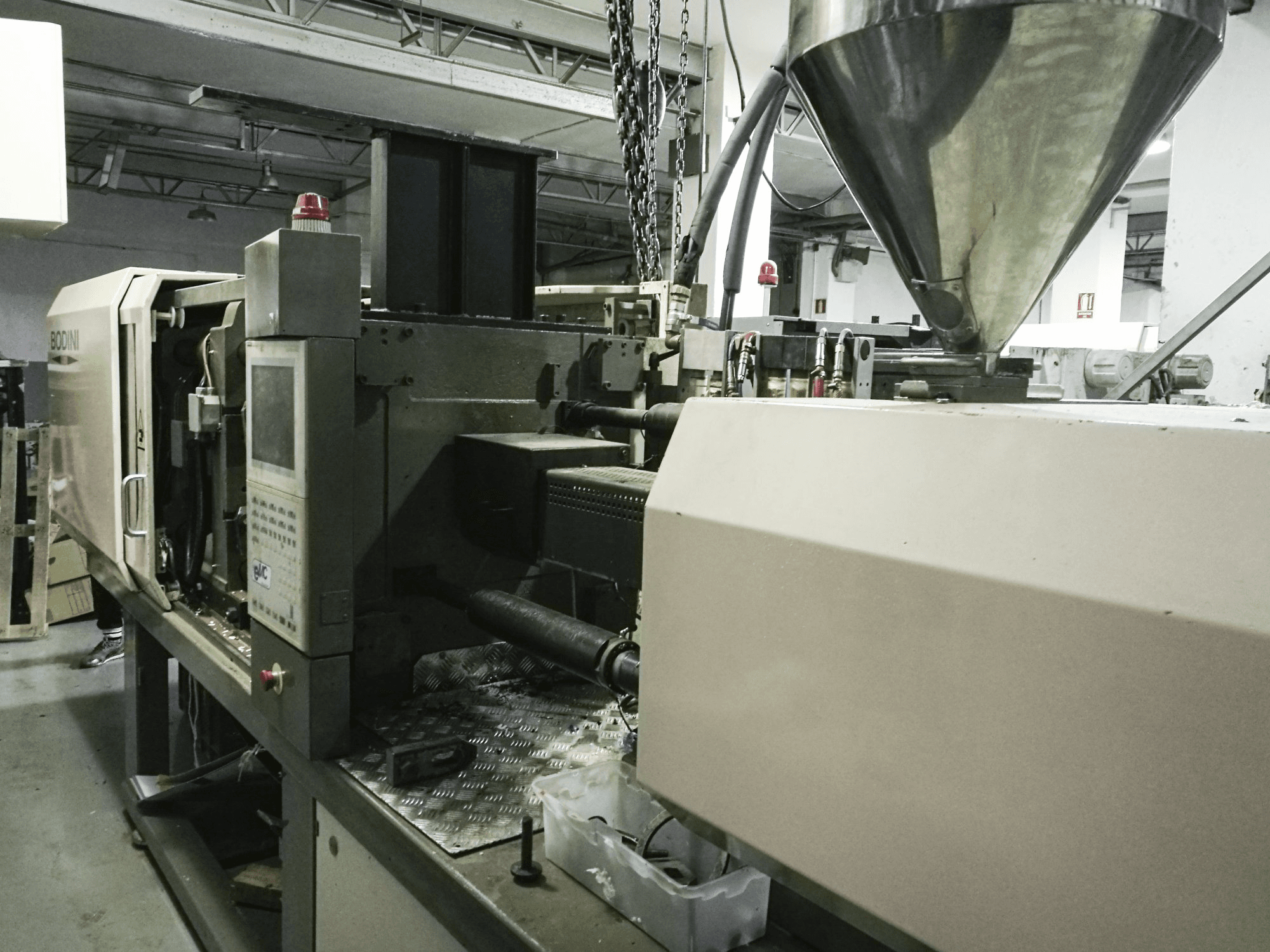 Koneen BODINI oikea näkymäELEDRIVE 165