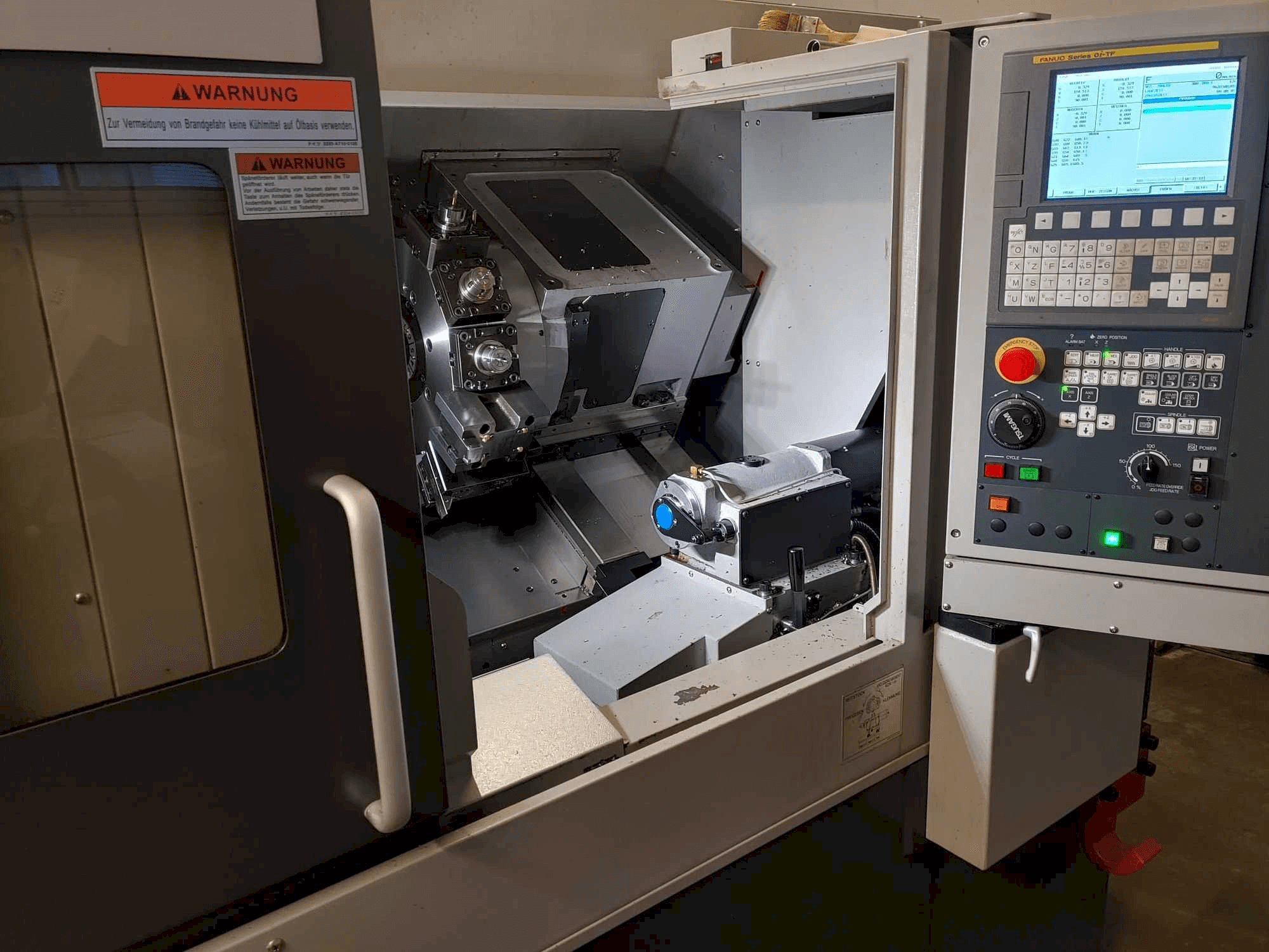 Koneen TSUGAMI M08DE etunäkymä