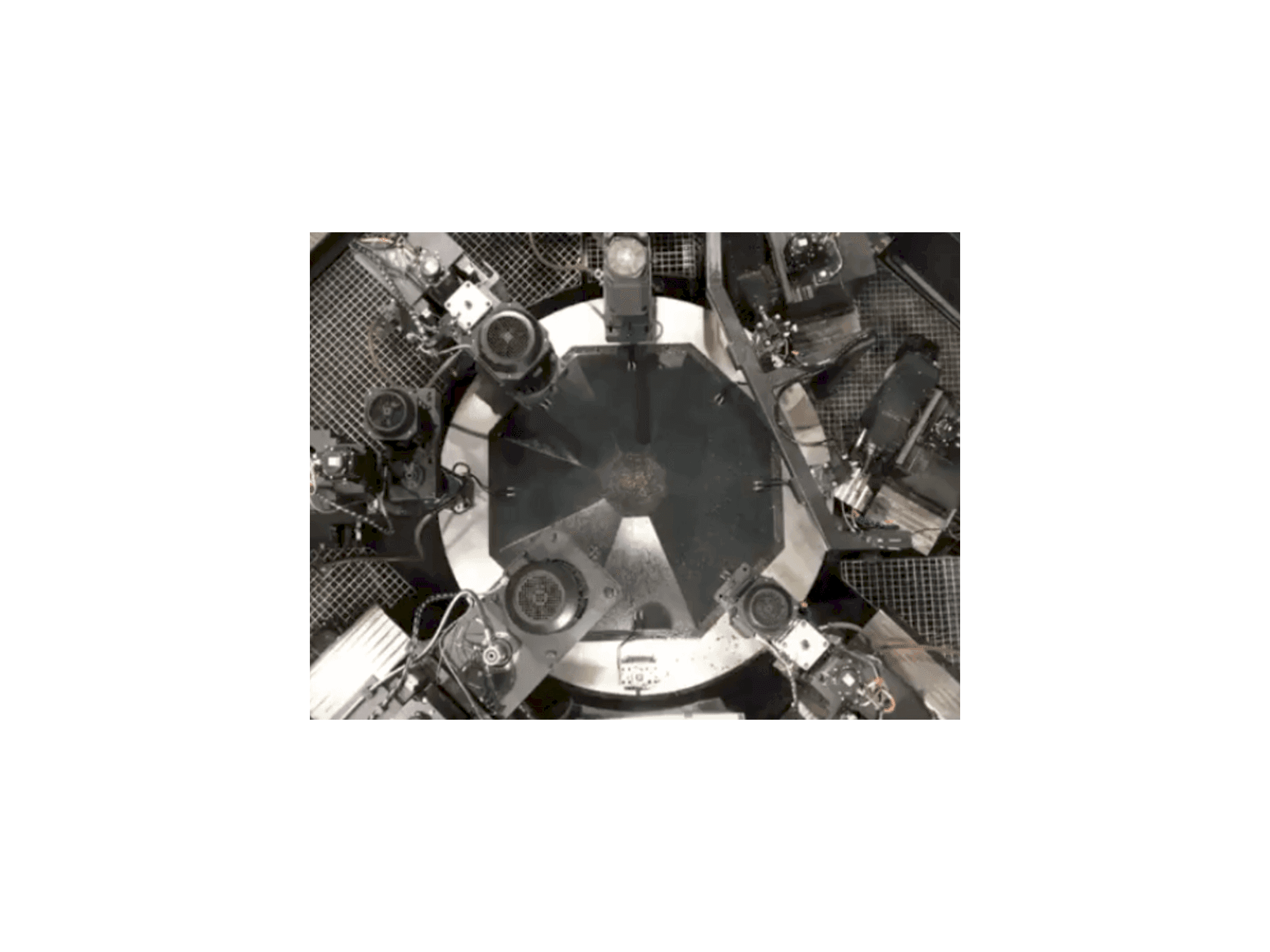 Koneen IBERMACH Transfer etunäkymä