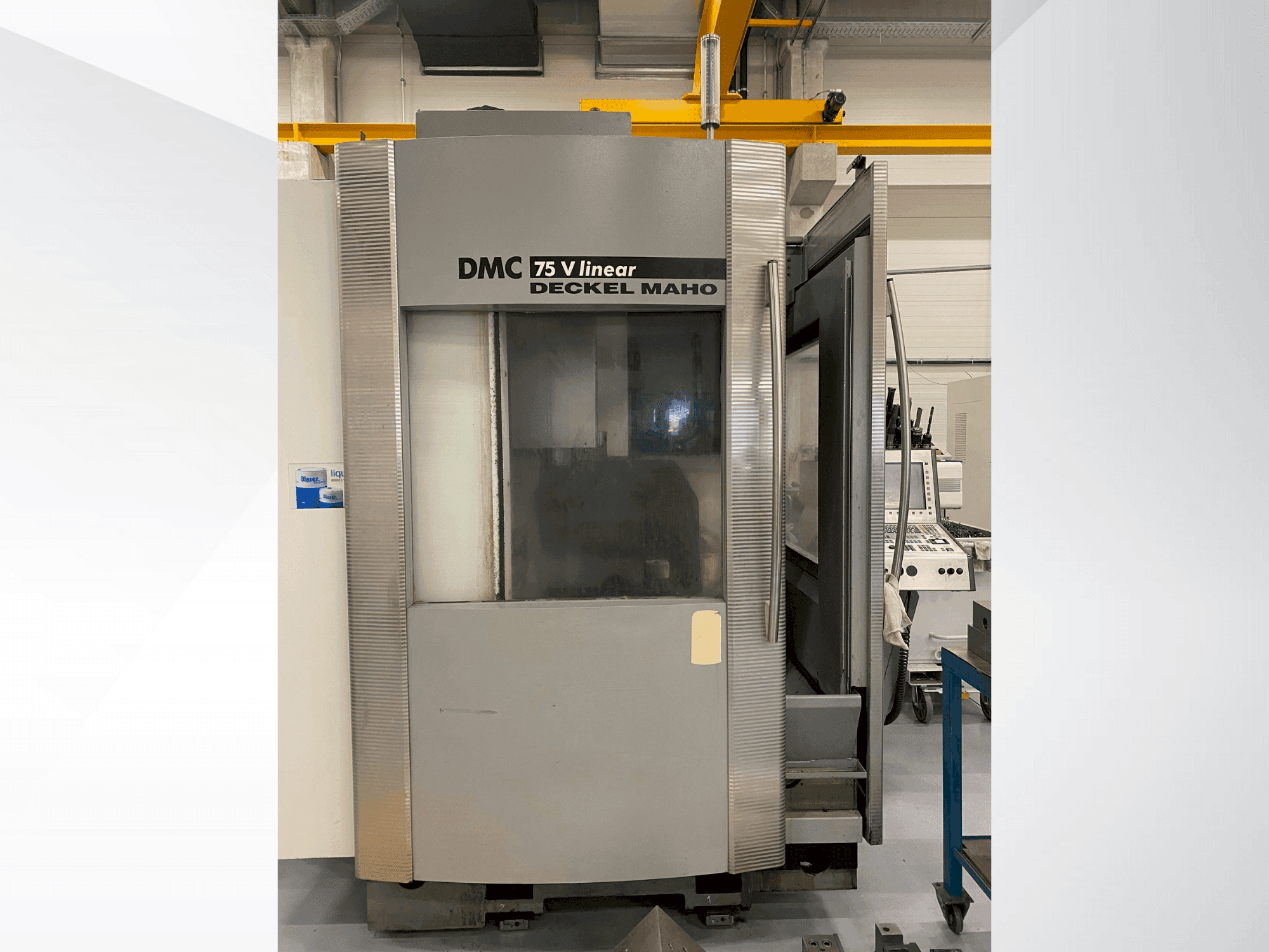 Koneen DECKEL MAHO DMC 75 V Linear etunäkymä