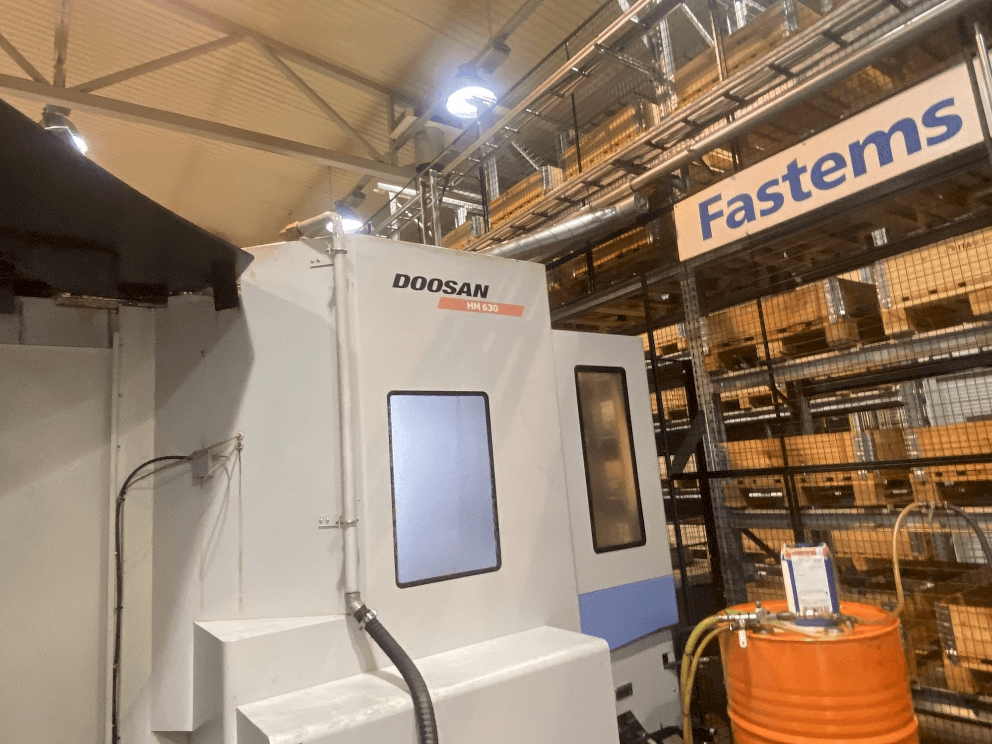 Koneen DOOSAN HM 630 etunäkymä