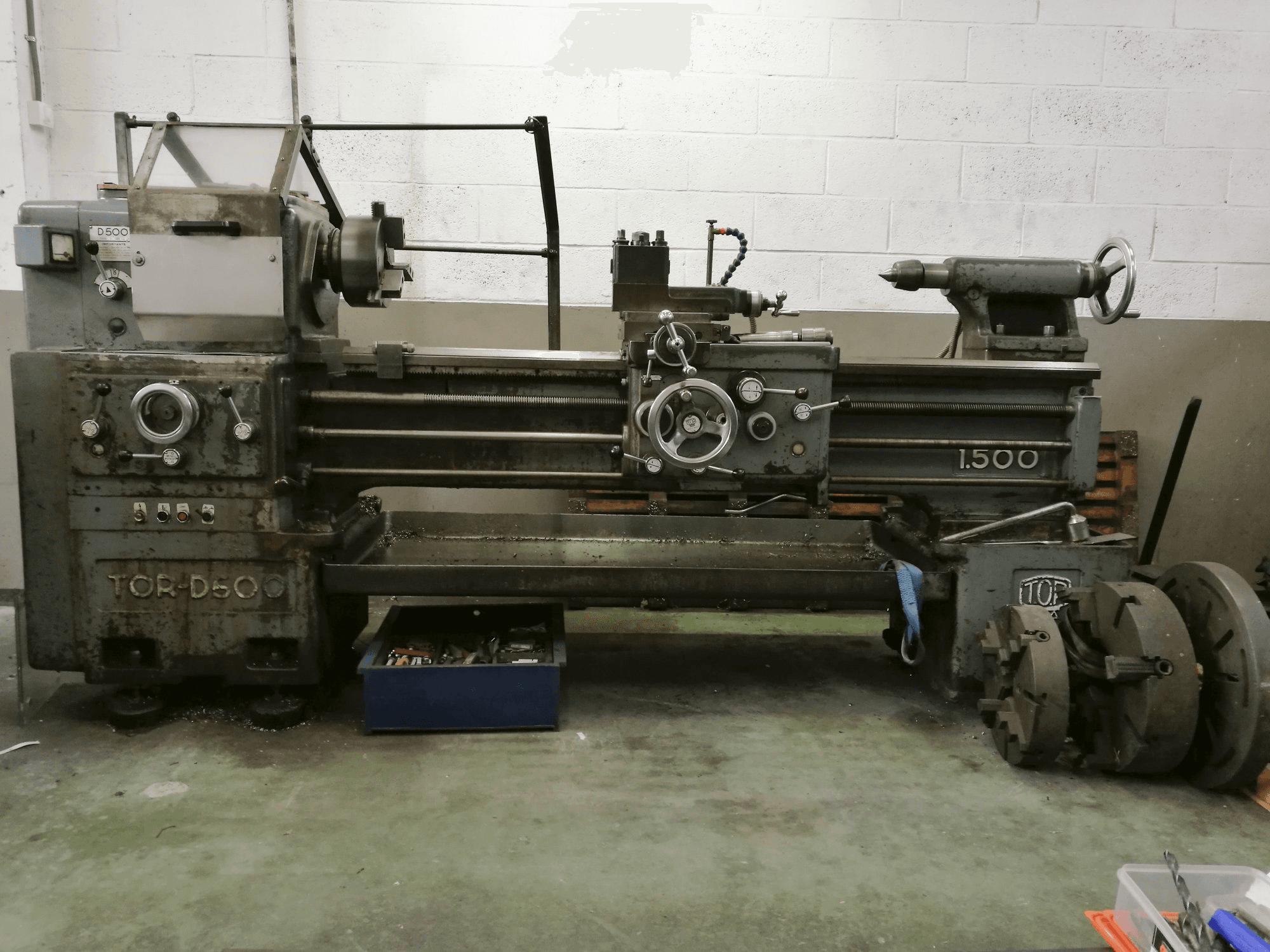 Koneen TOR etunäkymäD-500