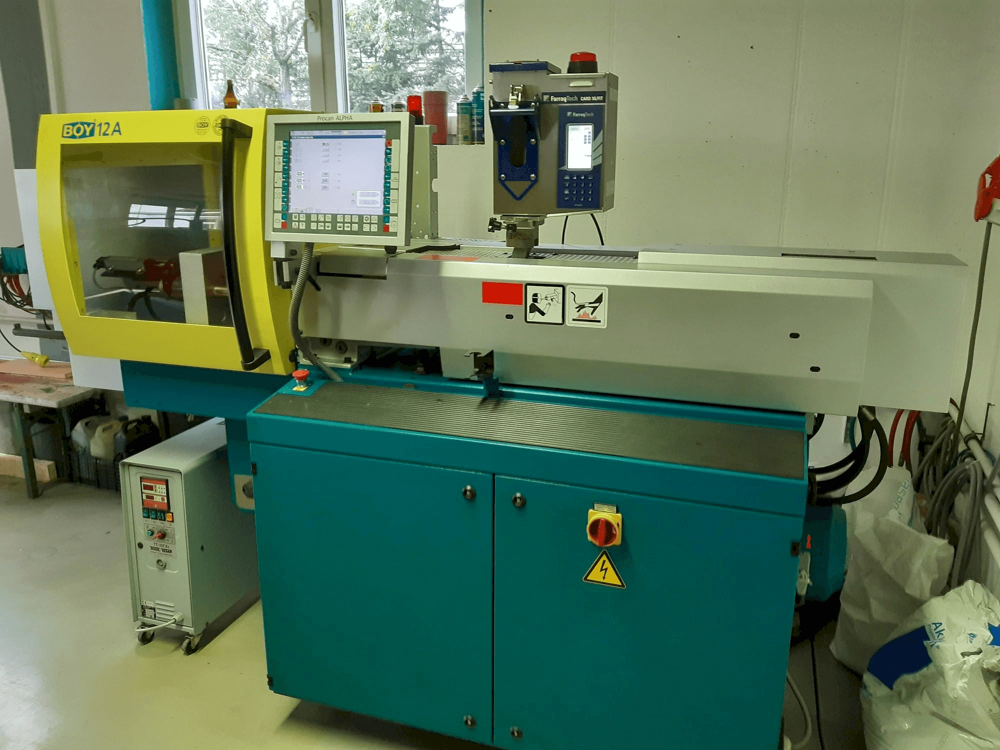 Koneen BOY 12A etunäkymä