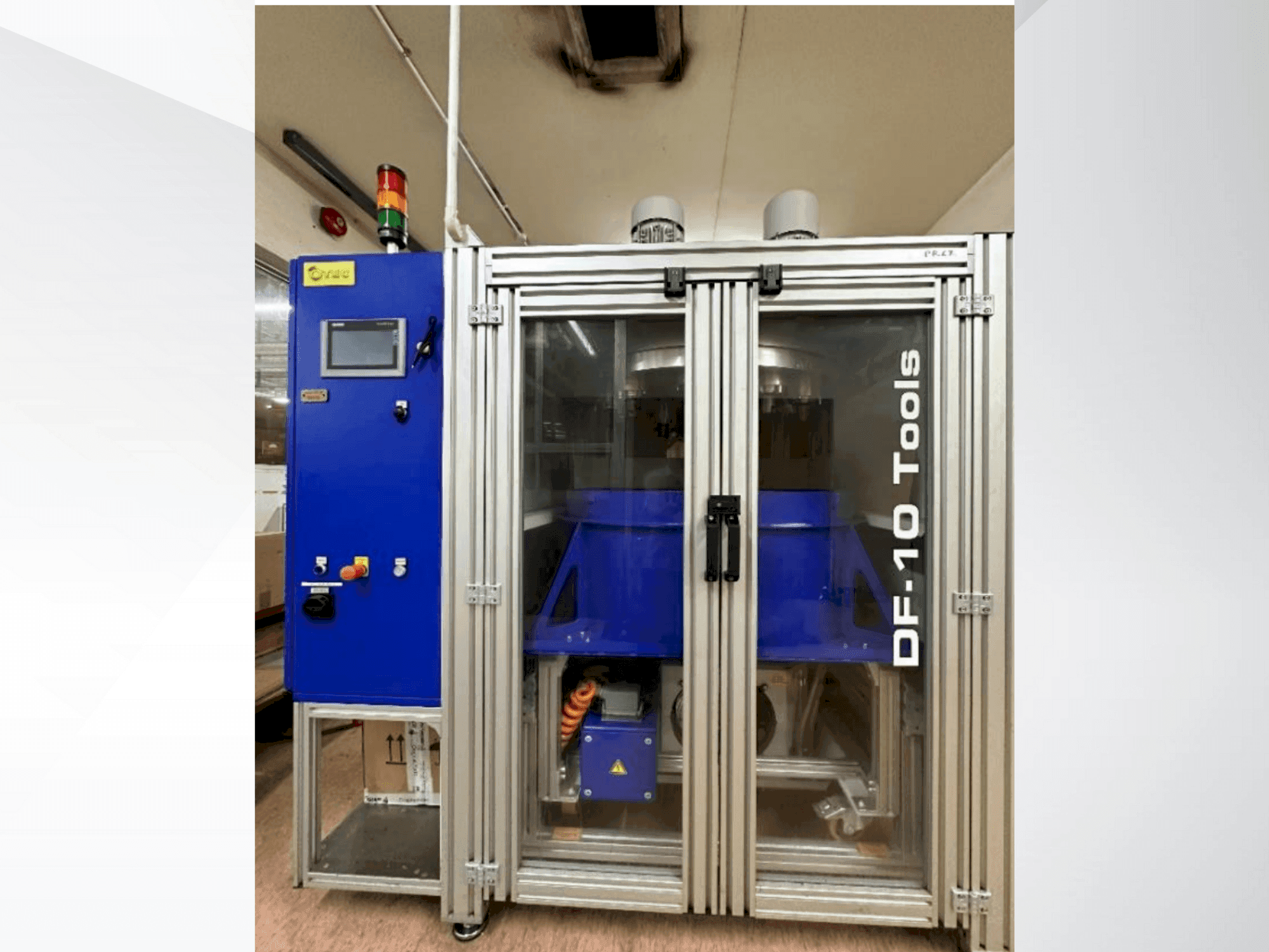 Koneen OTEC DF10 etunäkymä