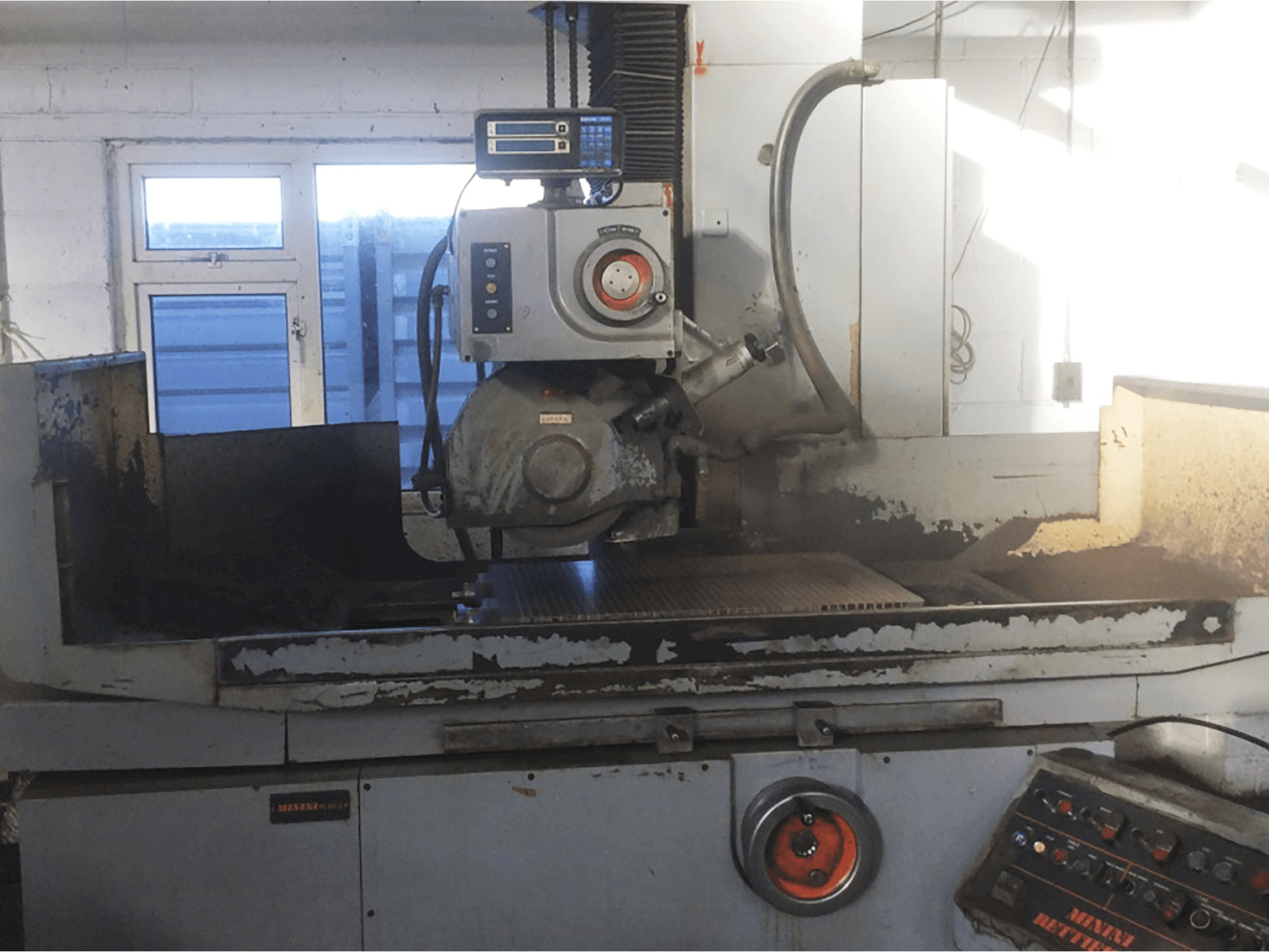 Koneen Minini etunäkymä PL65.8