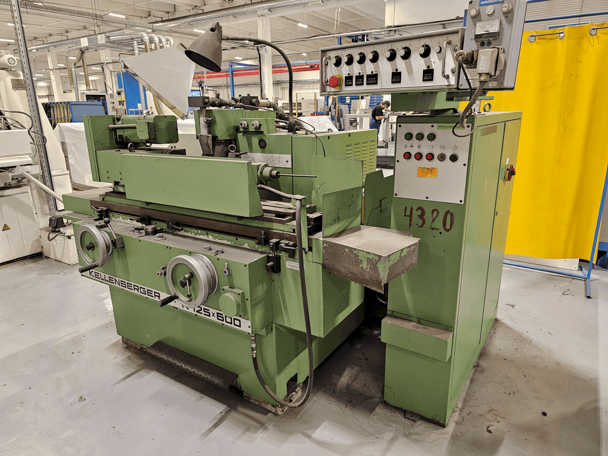 Koneen KELLENBERGER R125 x 600 etunäkymä