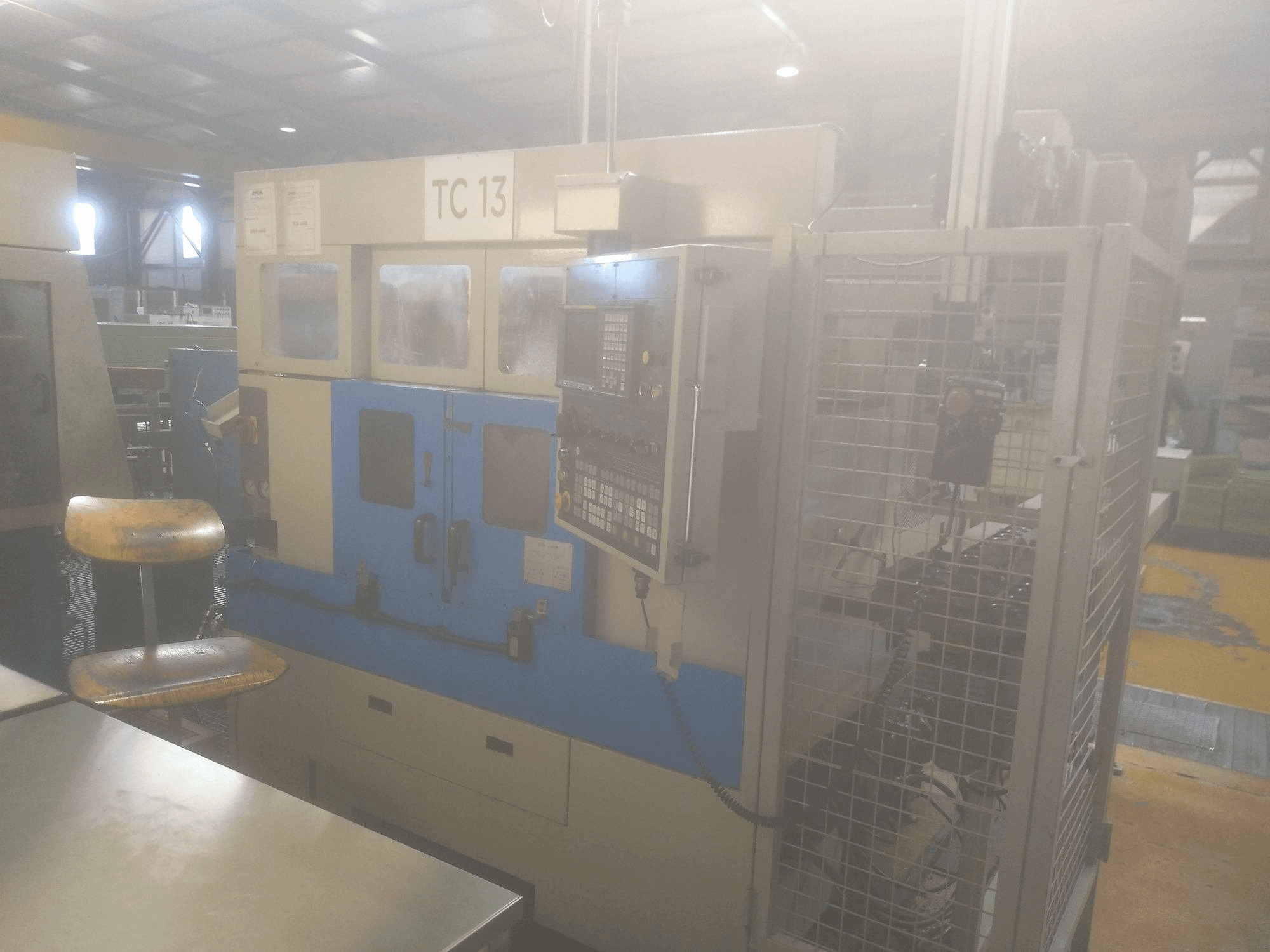 Koneen Muratec MW12 etunäkymä