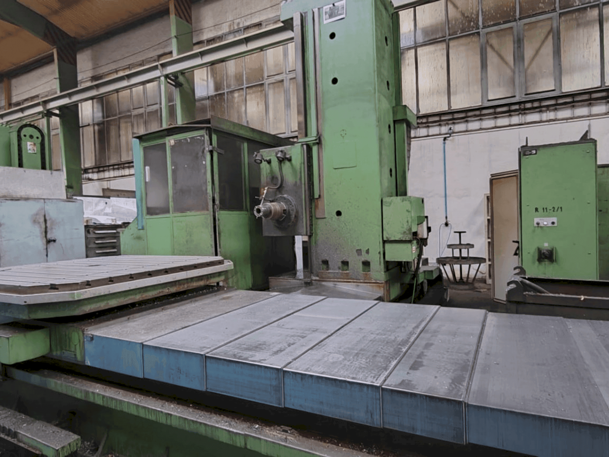Koneen TOS WHN 13.8 CNC etunäkymä