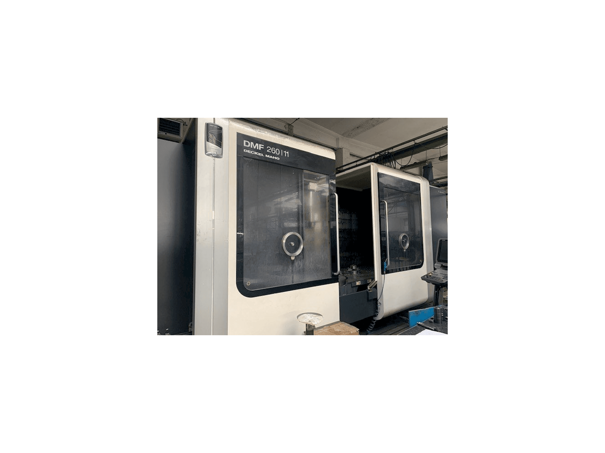 Koneen DMG DMF 260 linear etunäkymä