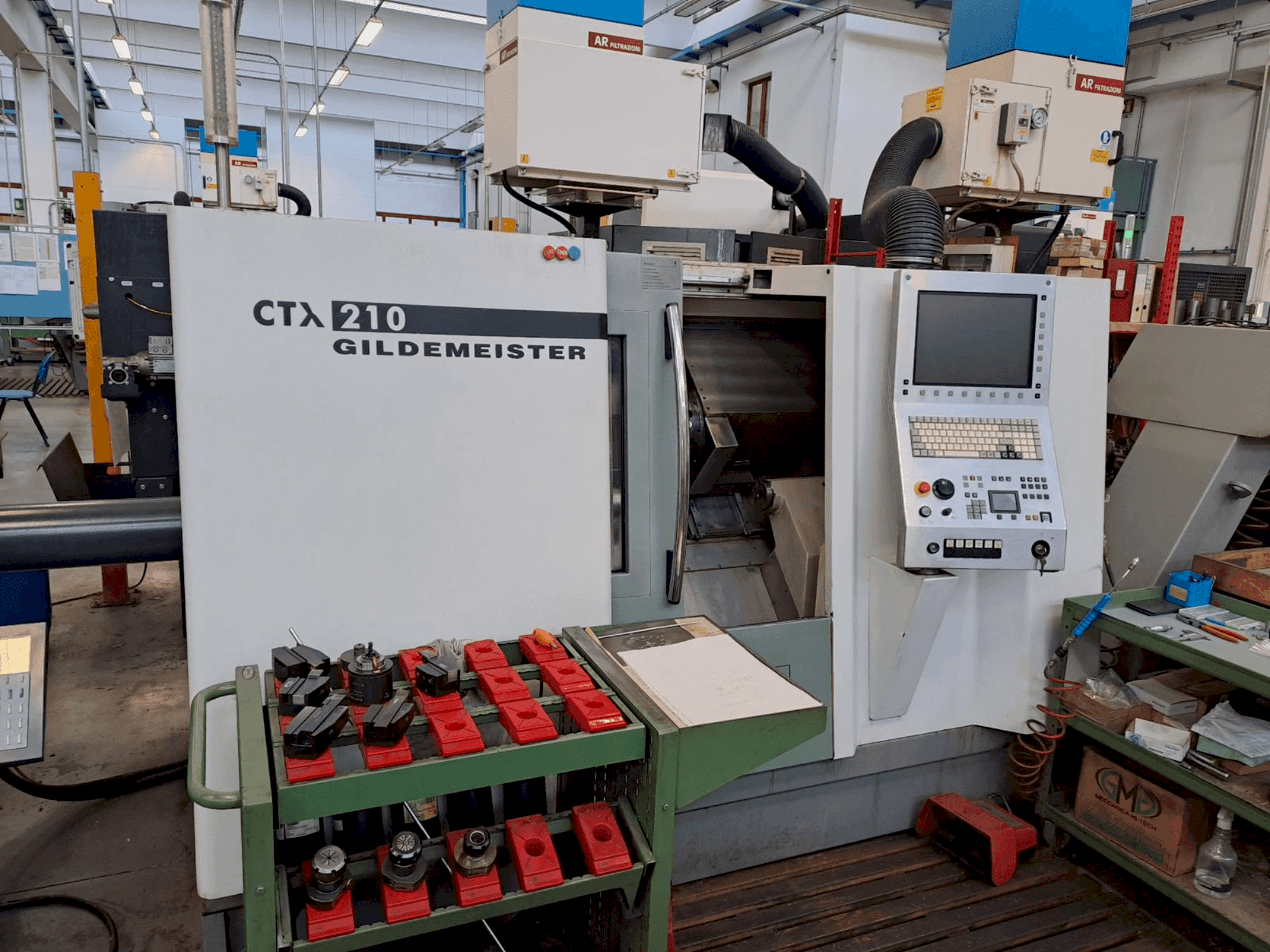 Koneen Gildemeister CTX 210 etunäkymä