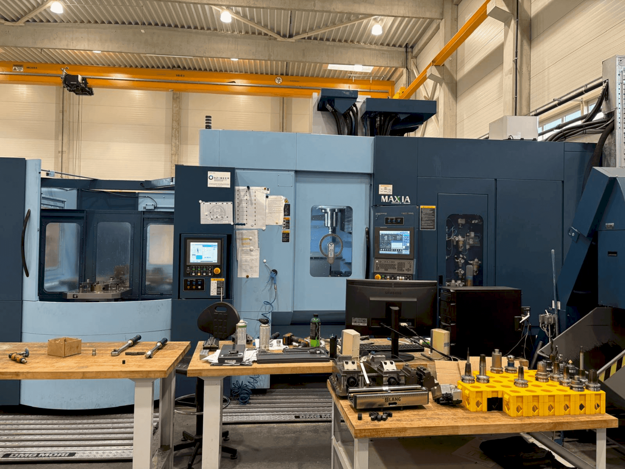 Koneen Matsuura MAM72-70V etunäkymä
