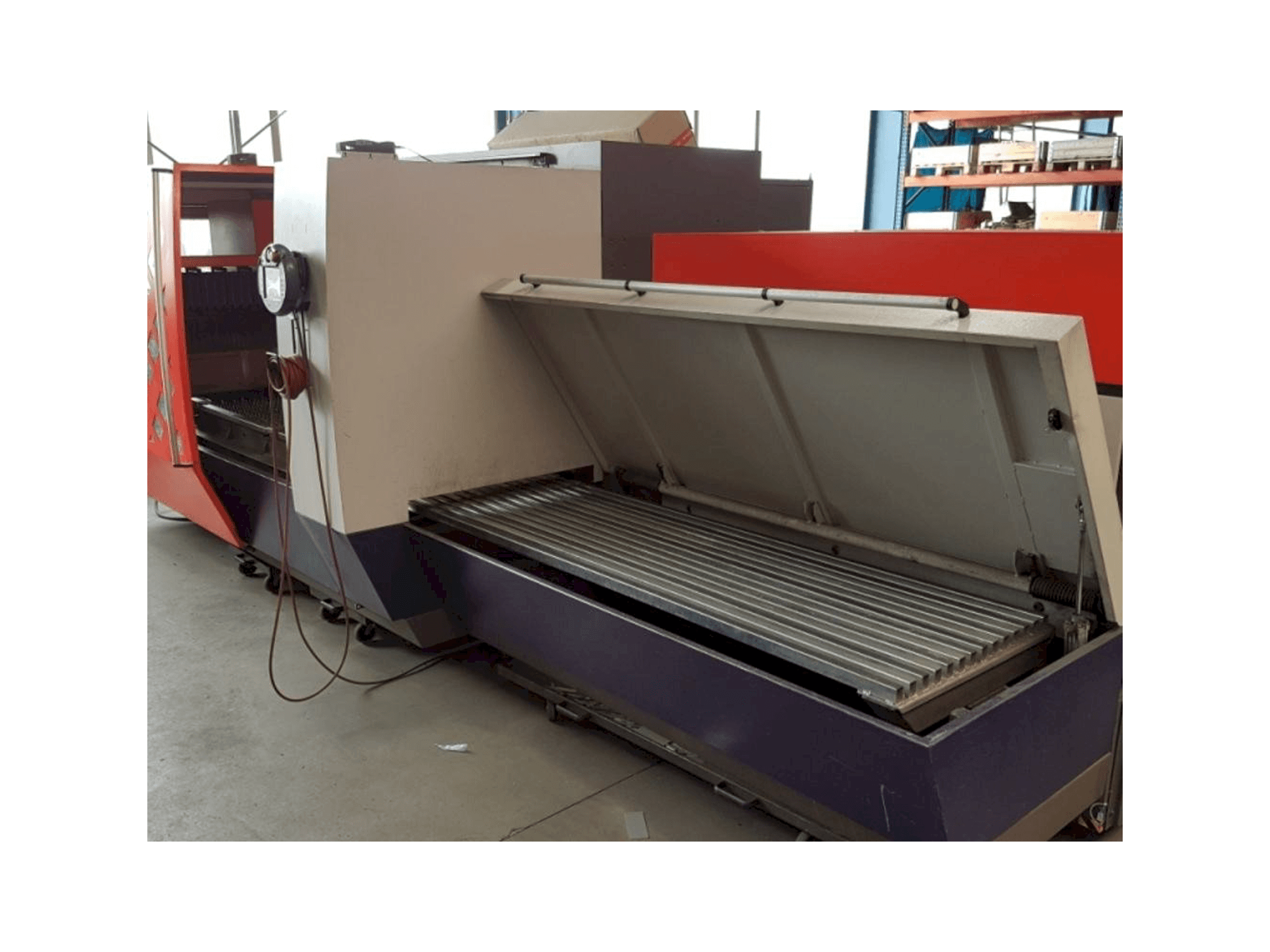 Koneen Bystronic Byvention 3015 etunäkymä