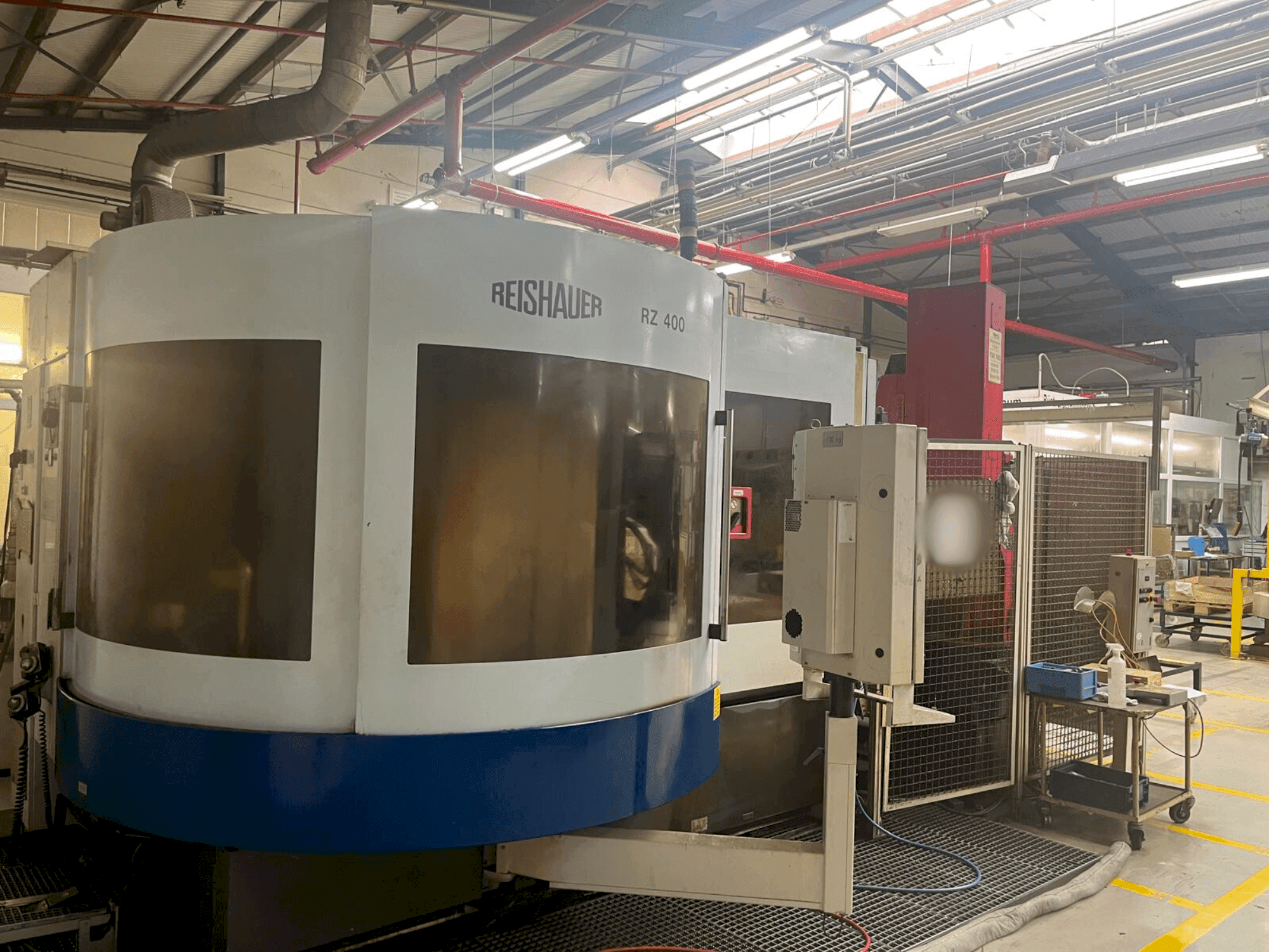 Koneen Reishauer RZ 400 etunäkymä